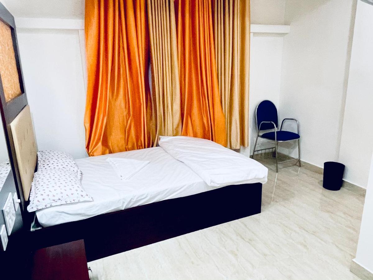 מלון Changanācheri Bassac Residency מראה חיצוני תמונה