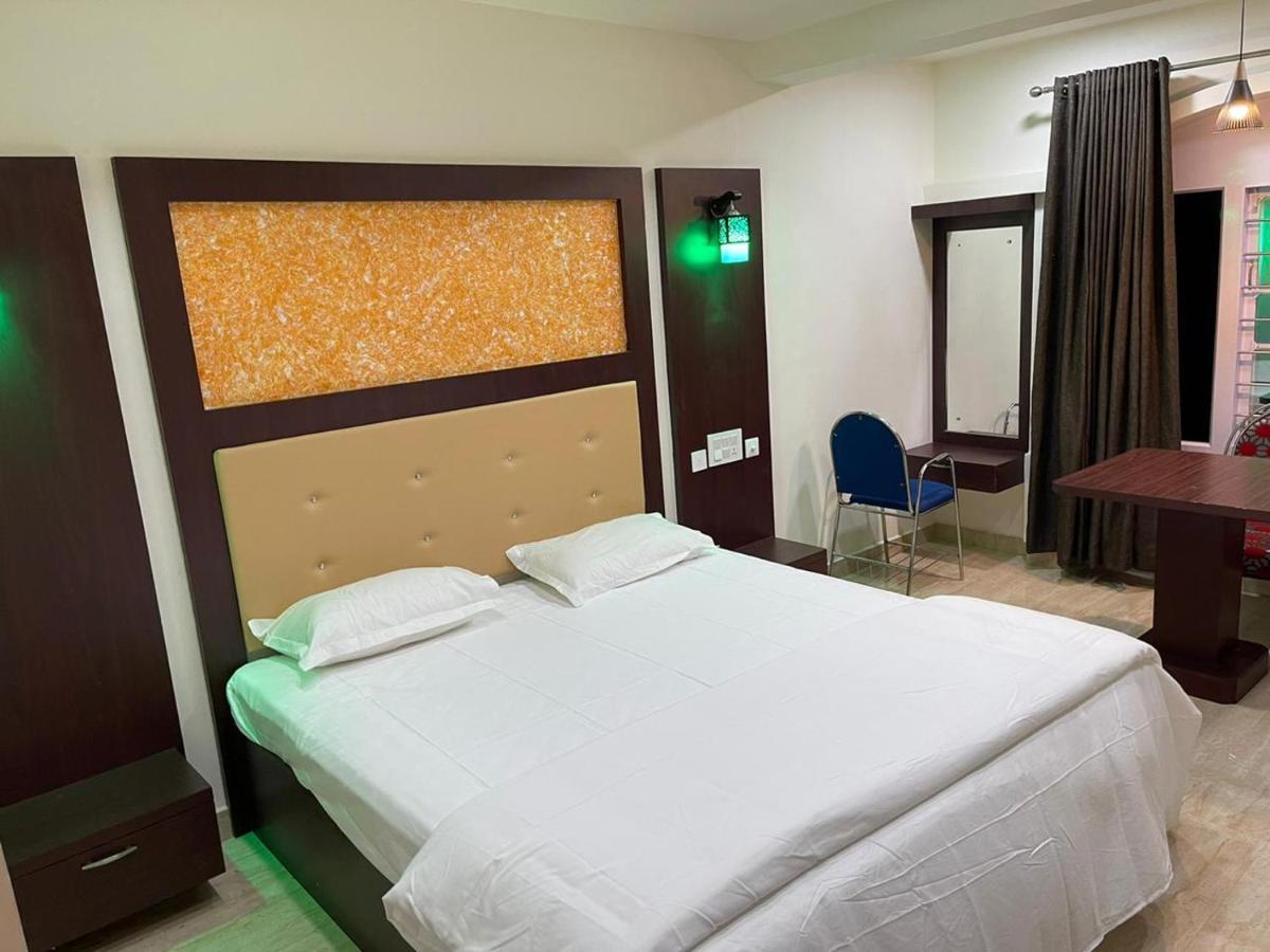 מלון Changanācheri Bassac Residency מראה חיצוני תמונה